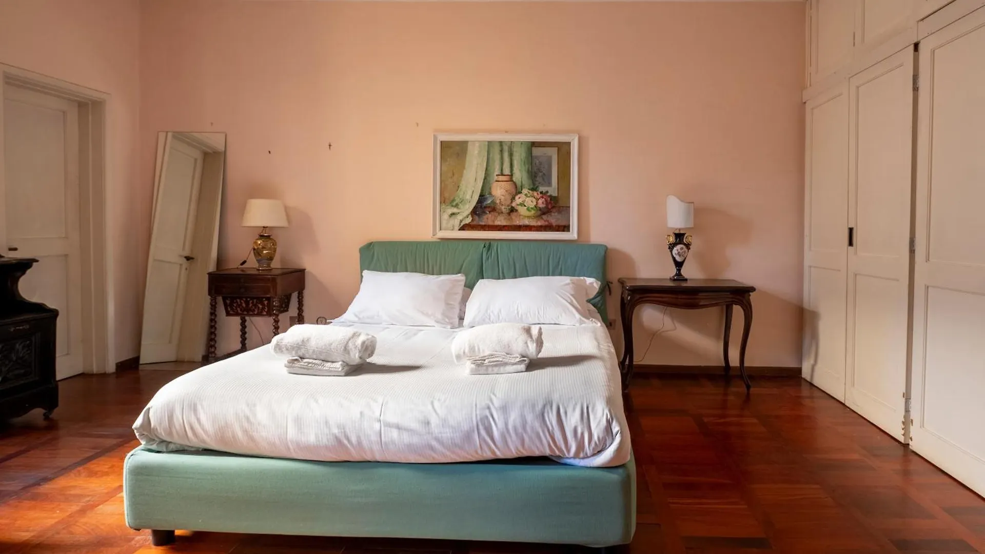 Caravaggio House 2 Suite Private Nell'Oltrarno Artistico Florence 0*,  Italië