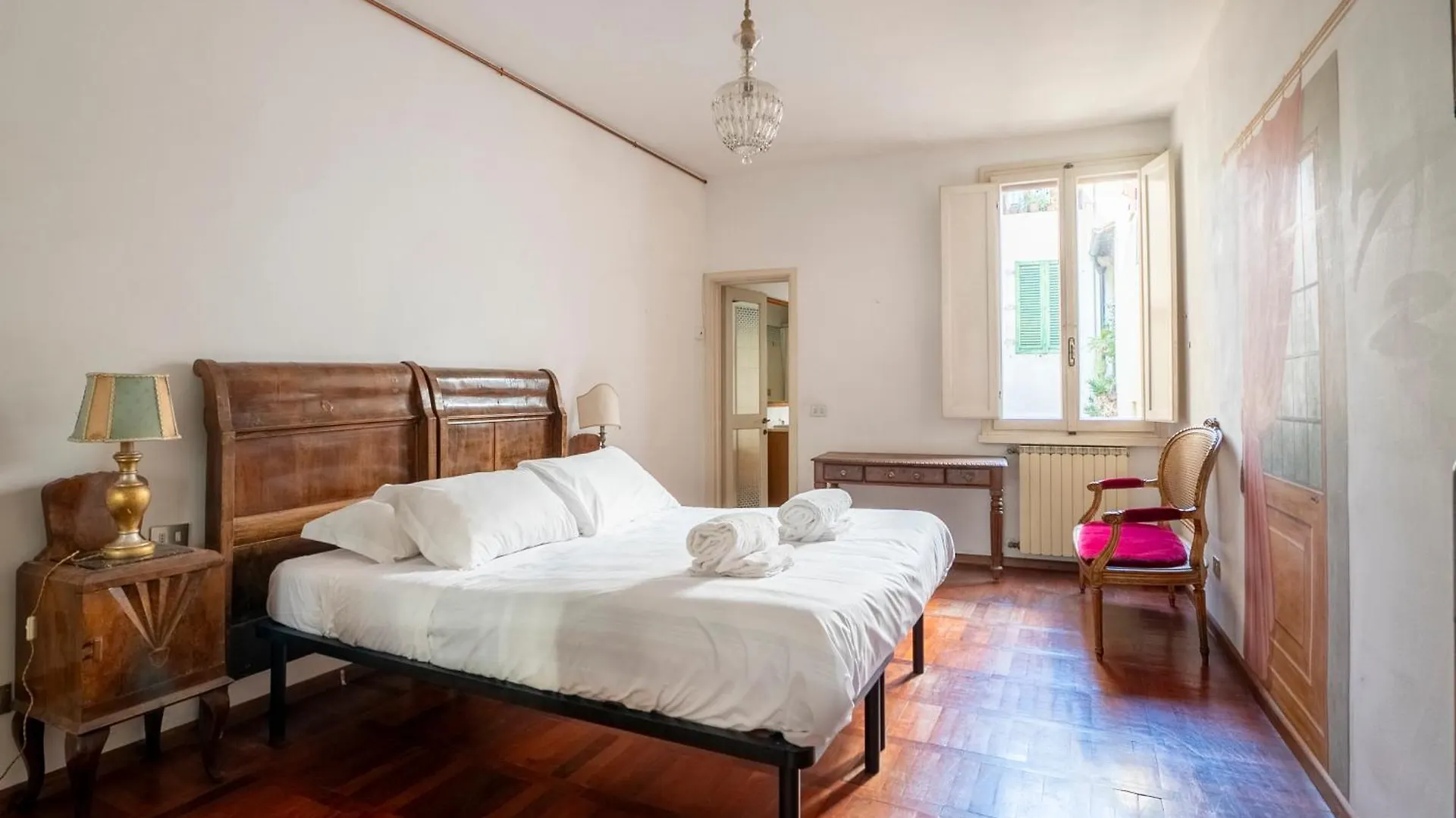Caravaggio House 2 Suite Private Nell'Oltrarno Artistico Floransa 0*,